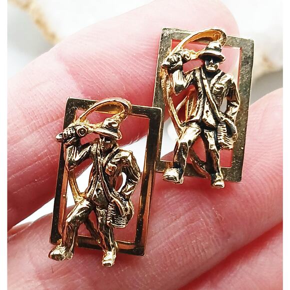 Vintage Gold Tone Fly Fishermen Cufflinks - Picture 2 of 4